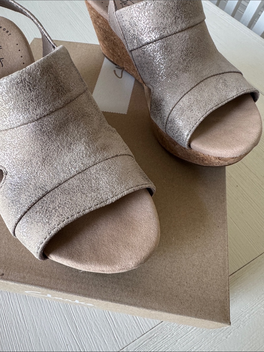 Clark’s Annadel Ivory Pewter sandals - Picture 9 of 9